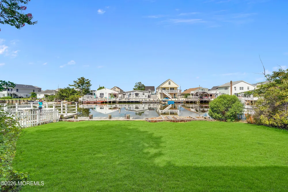 40 W Anchor Drive Little Egg Harbor, NJ 08087