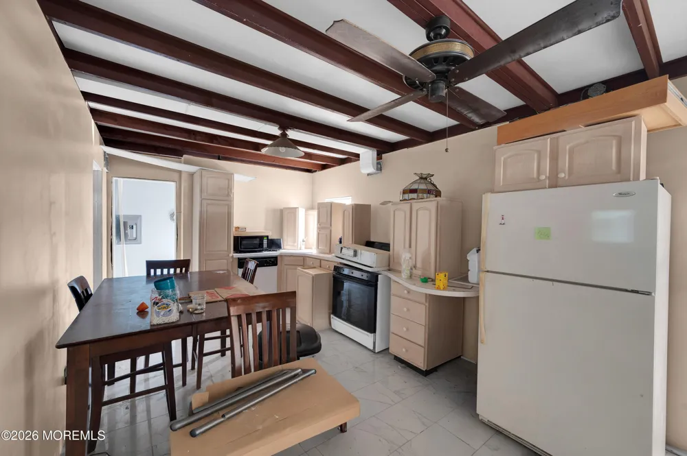 40 W Anchor Drive Little Egg Harbor, NJ 08087