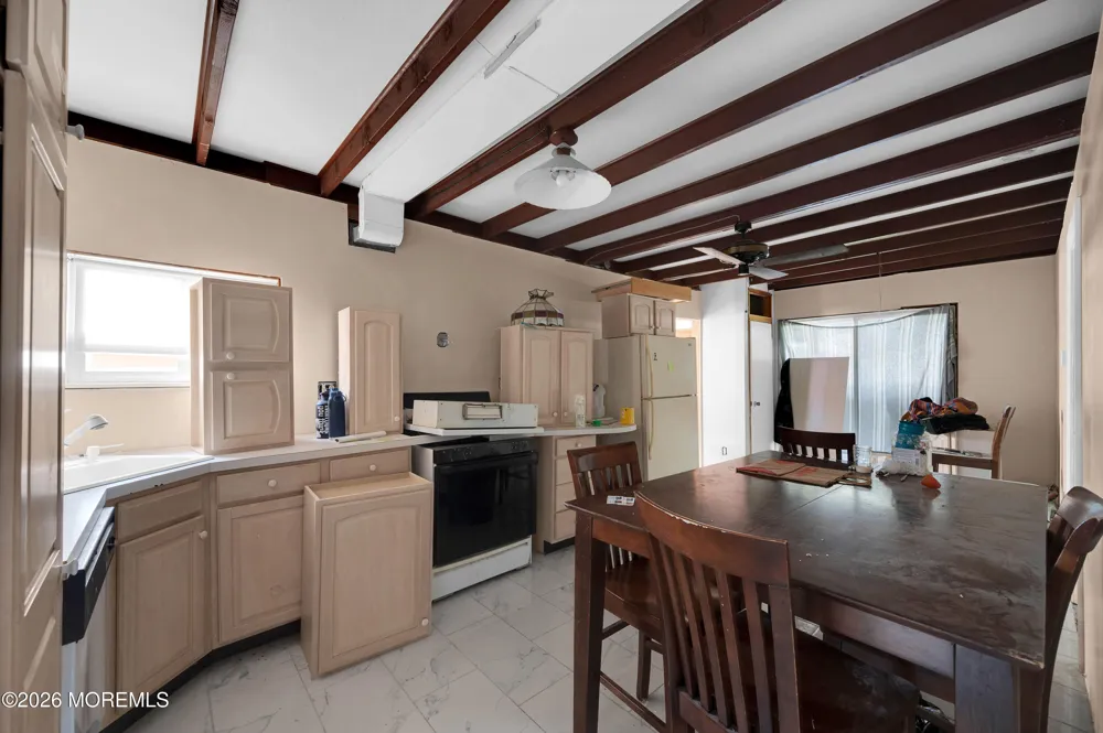 40 W Anchor Drive Little Egg Harbor, NJ 08087