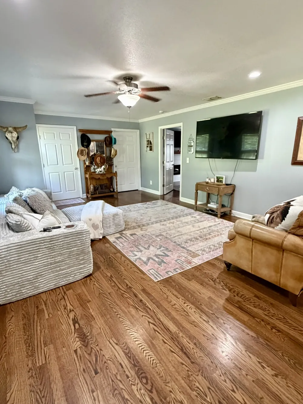 1198 Ed Sanders Rd Lynchburg, TN 37352