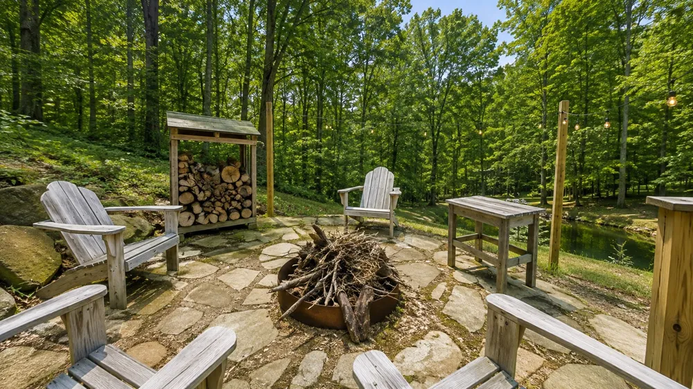 1198 Ed Sanders Rd Lynchburg, TN 37352