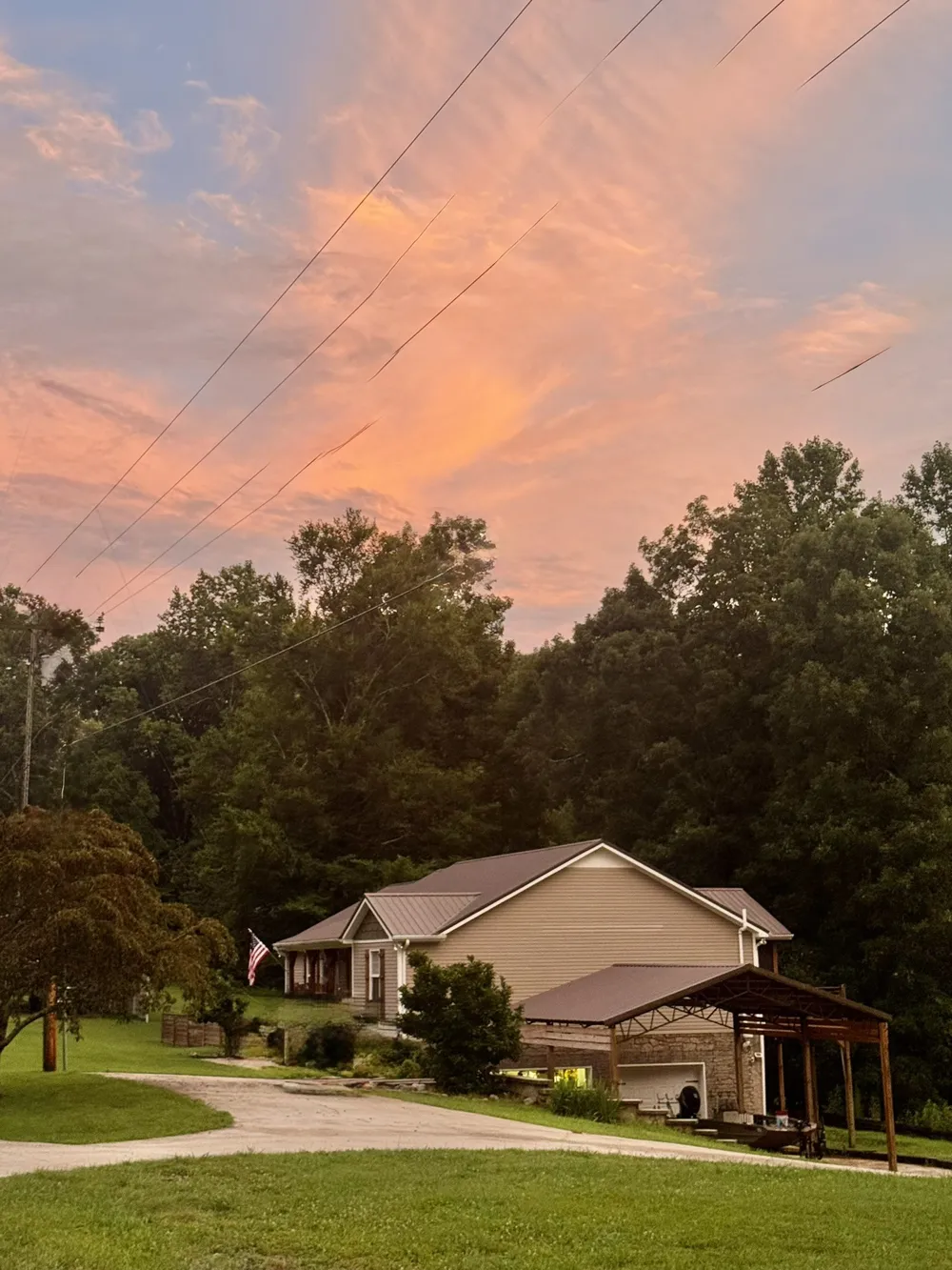 1198 Ed Sanders Rd Lynchburg, TN 37352