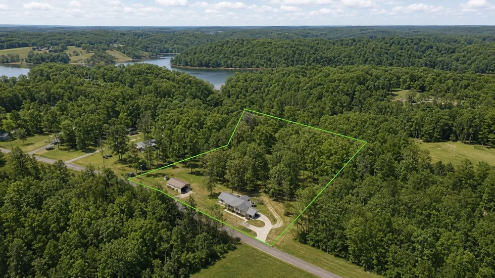 1198 Ed Sanders Rd Lynchburg, TN 37352