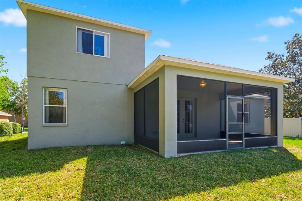 6823 GREEN HERON DRIVE Wesley Chapel, FL 33545