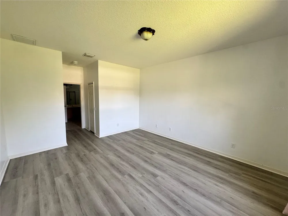 6823 GREEN HERON DRIVE Wesley Chapel, FL 33545