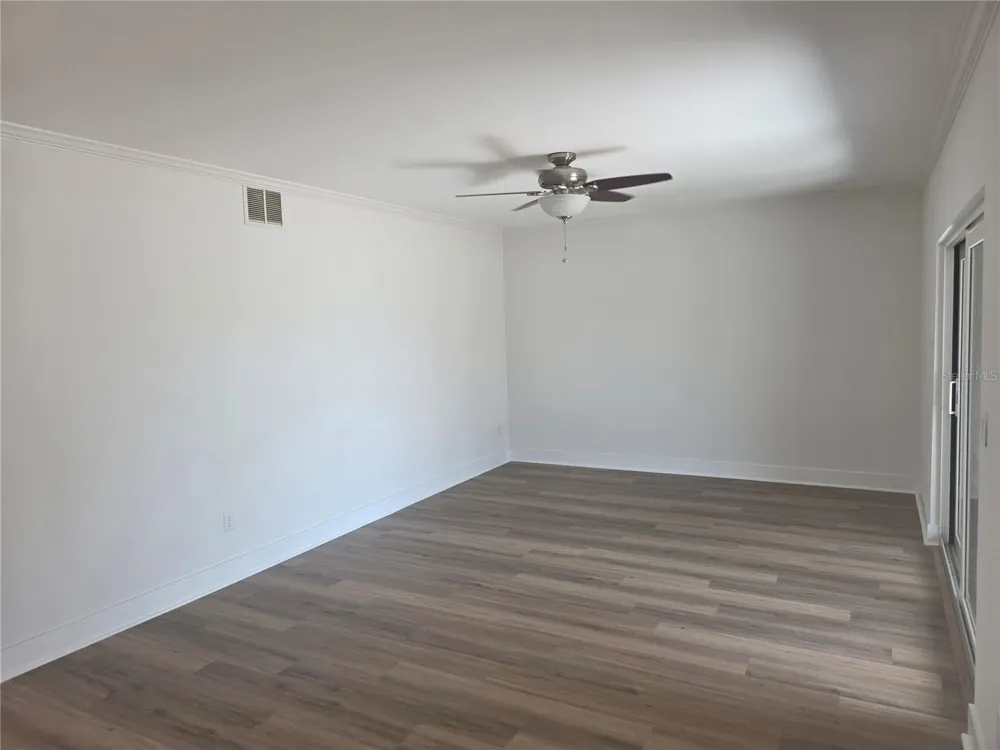 507 PLAZA SEVILLE COURT #15 St Petersburg, FL 33706