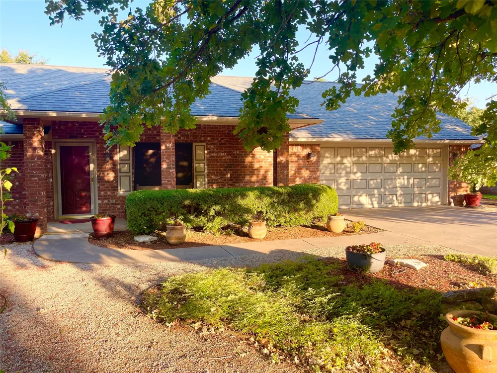 634 Maplewood Drive Stephenville, TX 76401