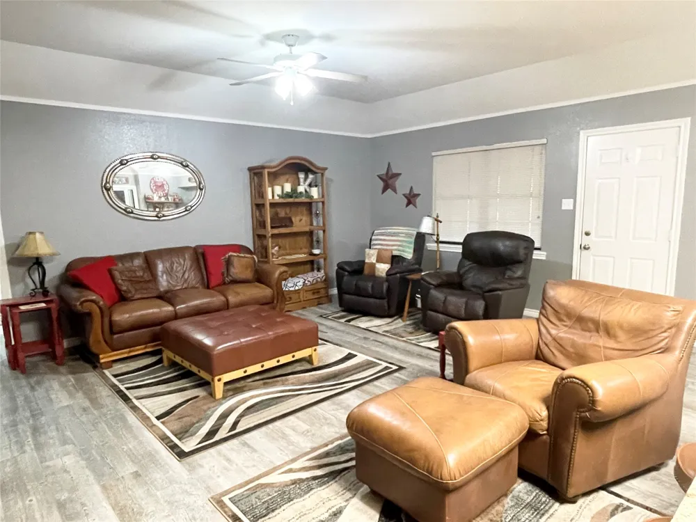 634 Maplewood Drive Stephenville, TX 76401