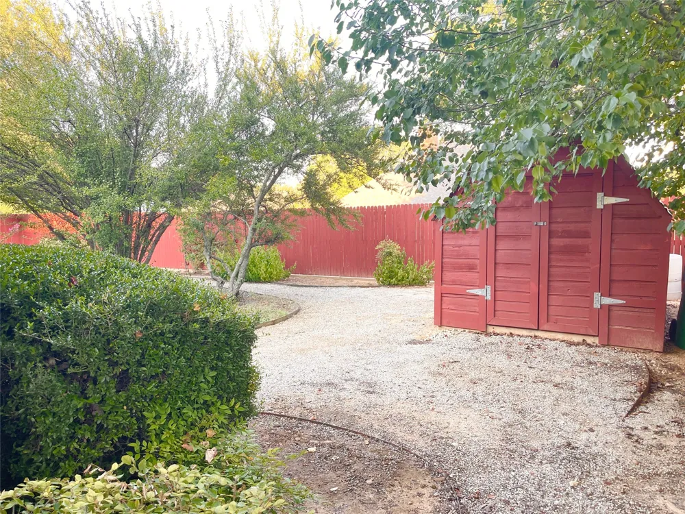 634 Maplewood Drive Stephenville, TX 76401