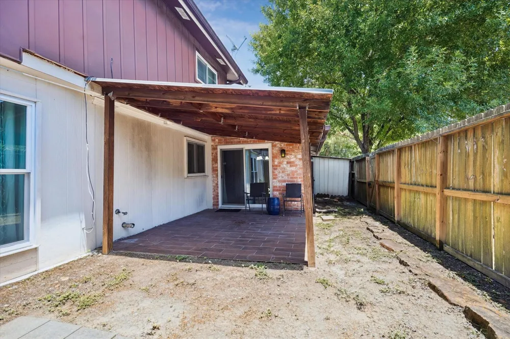 7836 Pacific Pearl Street Houston, TX 77072