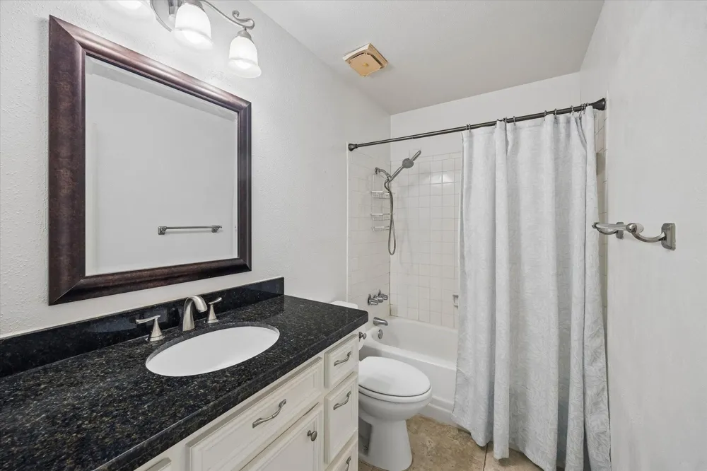 7836 Pacific Pearl Street Houston, TX 77072