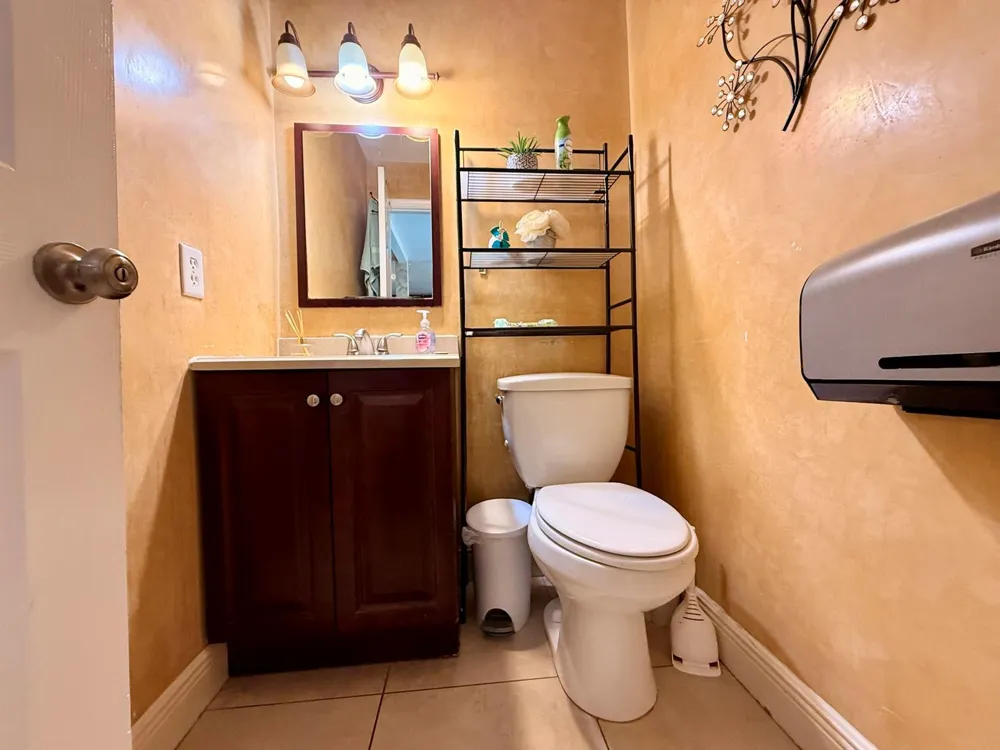 6238 SW 7th Street Margate, FL 33068