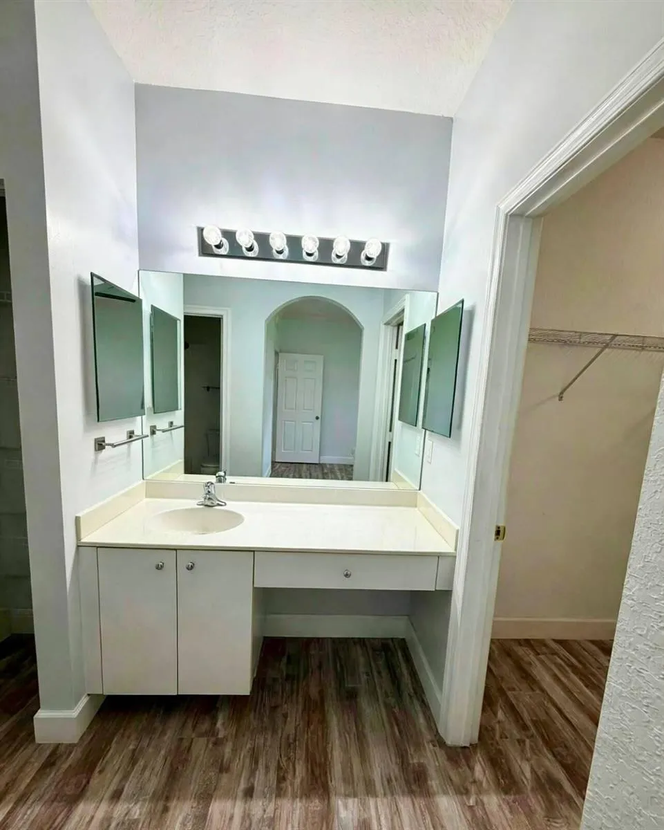 3329 NW 29TH COURT Lauderdale Lakes, FL 33311