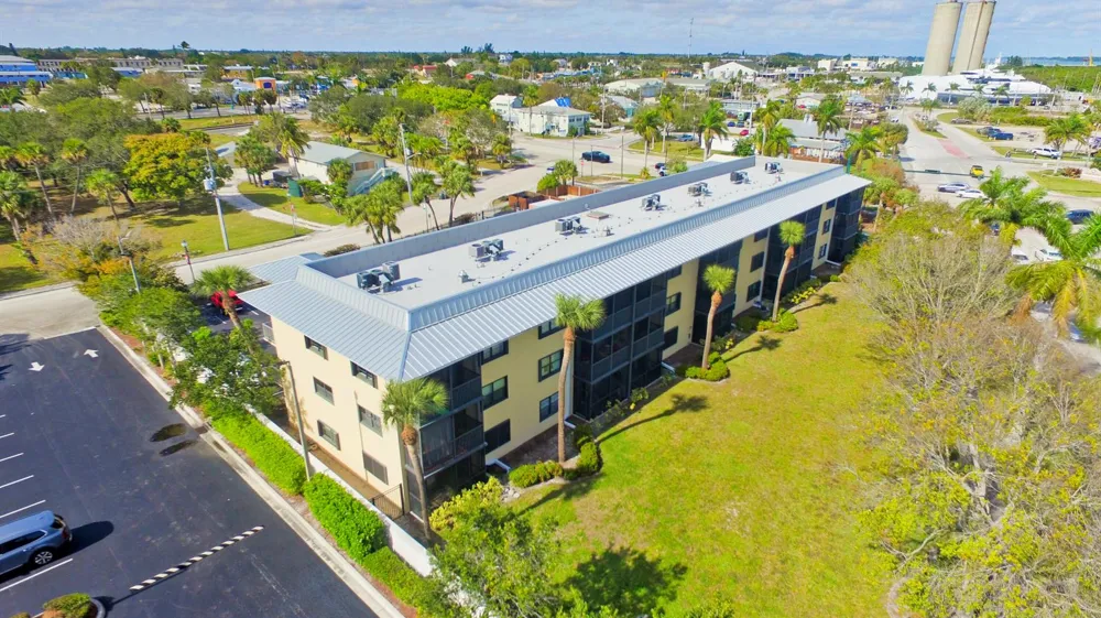 701 INDIAN RIVER DRIVE #105 Fort Pierce, FL 34949