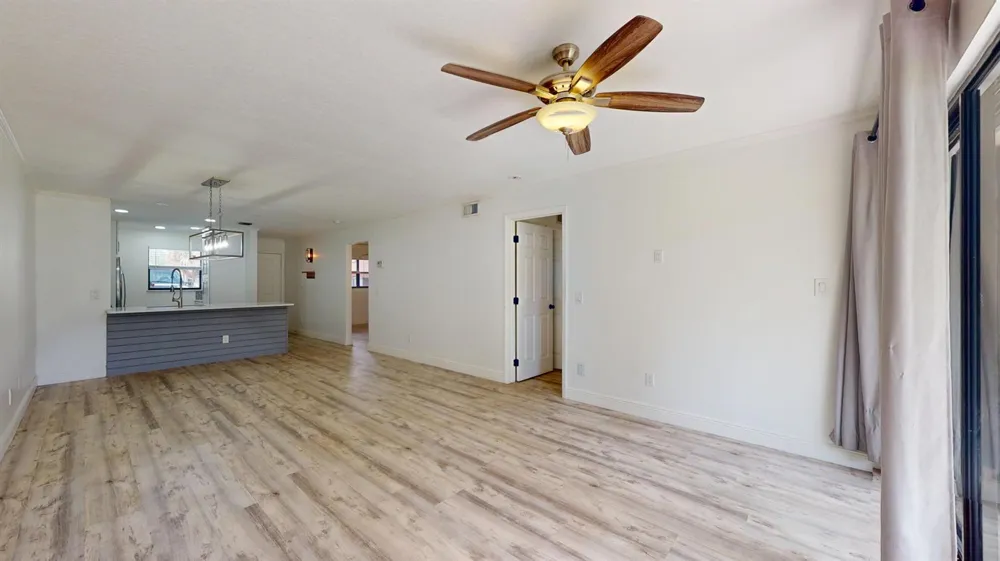 701 INDIAN RIVER DRIVE #105 Fort Pierce, FL 34949