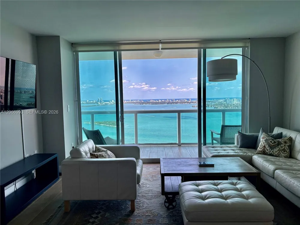 1800 Bayshore Dr #4209 Miami, FL 33132