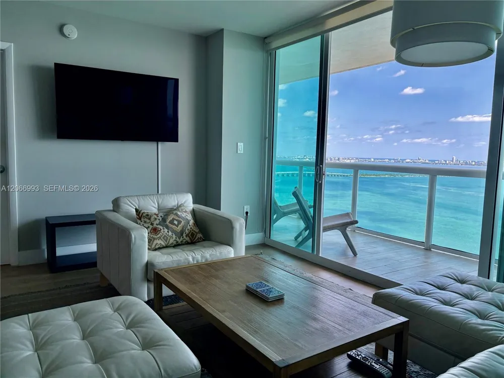 1800 Bayshore Dr #4209 Miami, FL 33132