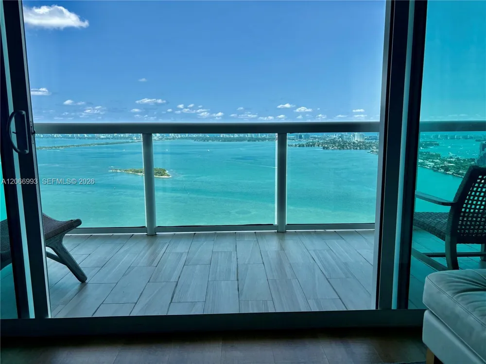 1800 Bayshore Dr #4209 Miami, FL 33132