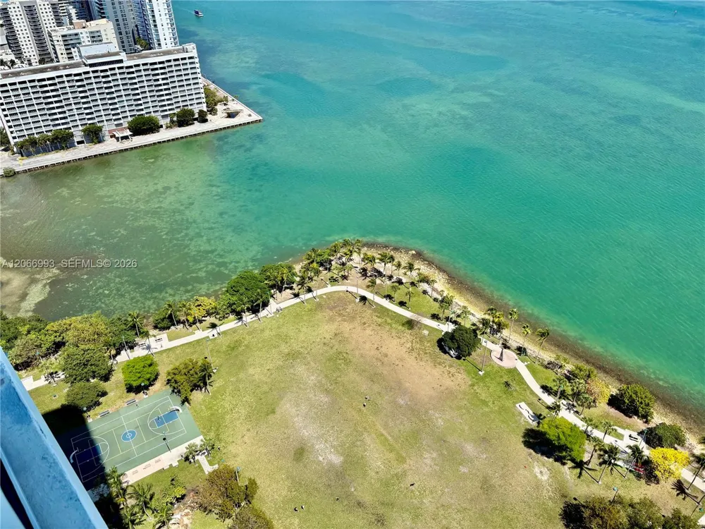 1800 Bayshore Dr #4209 Miami, FL 33132