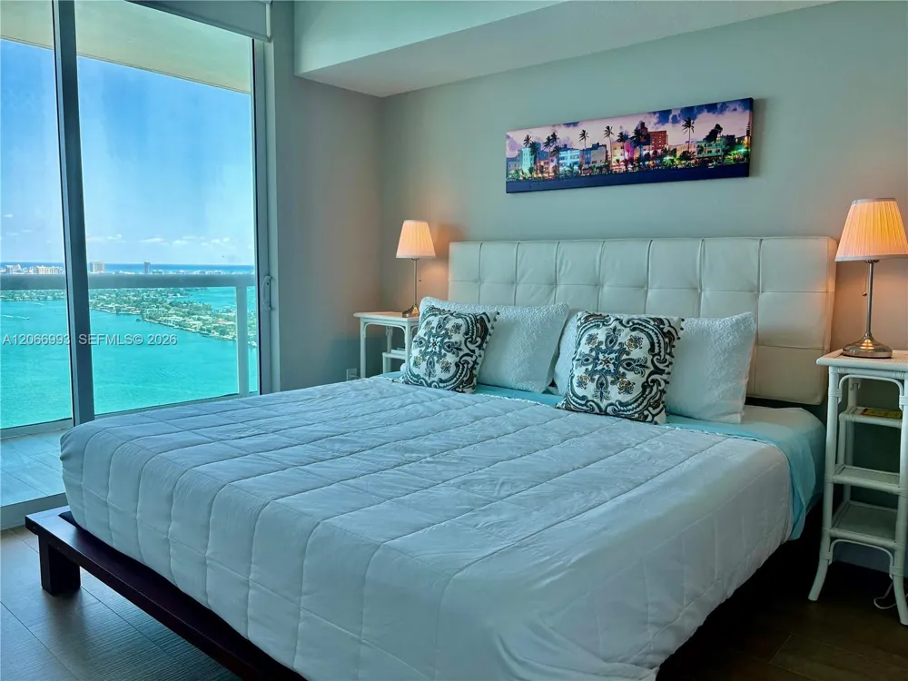 1800 Bayshore Dr #4209 Miami, FL 33132