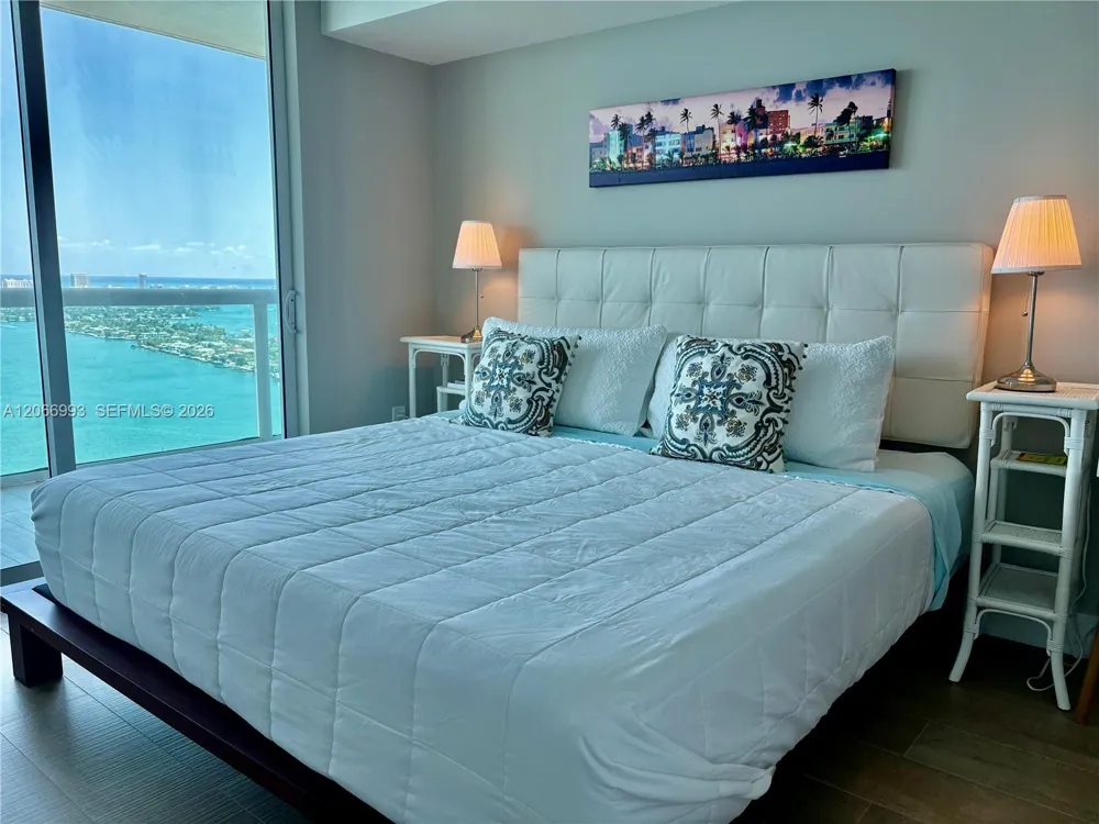 1800 Bayshore Dr #4209 Miami, FL 33132