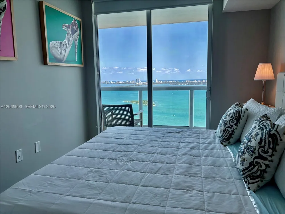 1800 Bayshore Dr #4209 Miami, FL 33132