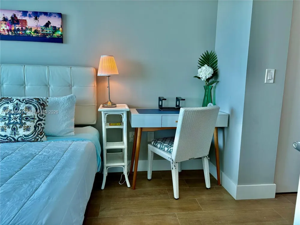1800 Bayshore Dr #4209 Miami, FL 33132