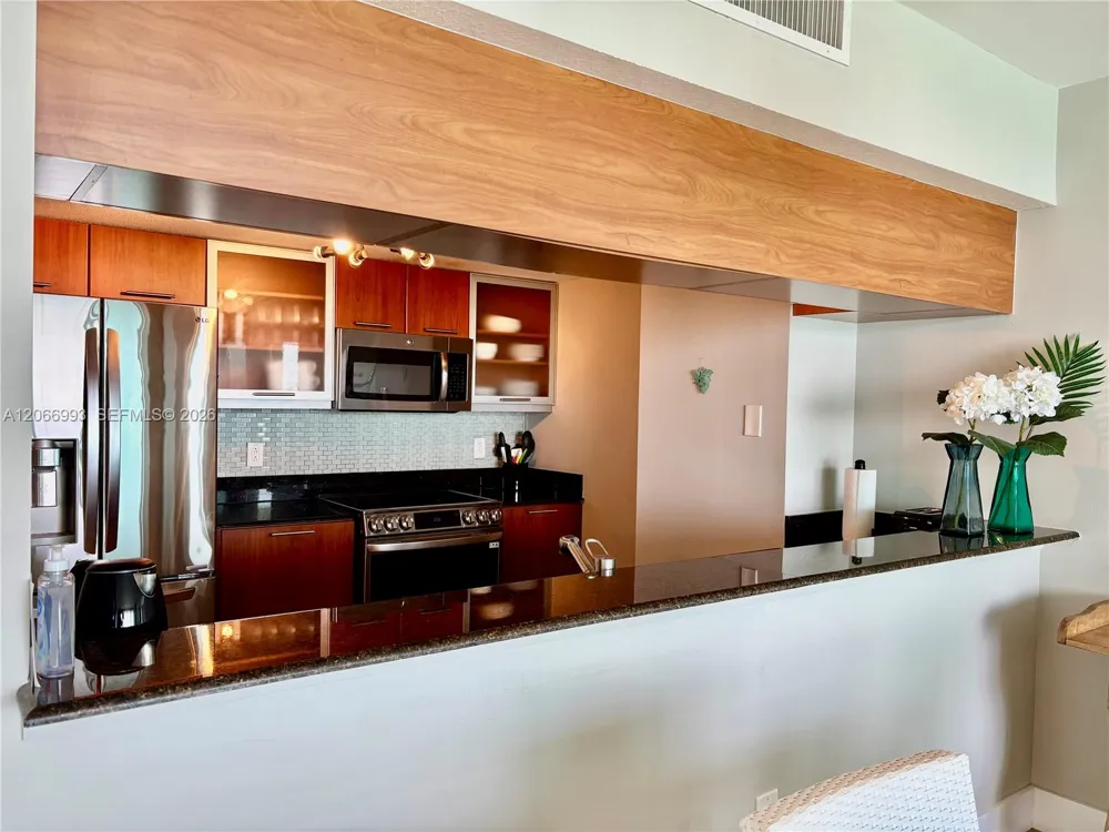 1800 Bayshore Dr #4209 Miami, FL 33132