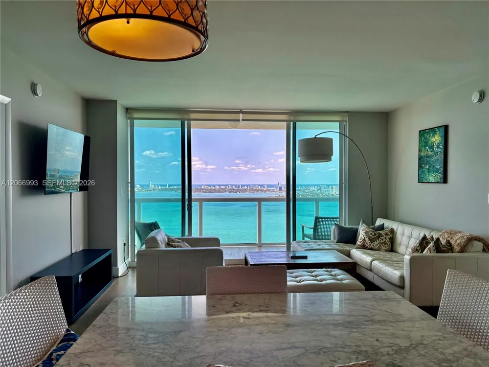 1800 Bayshore Dr #4209 Miami, FL 33132