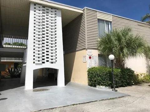 1500 Crescent Circle #B211