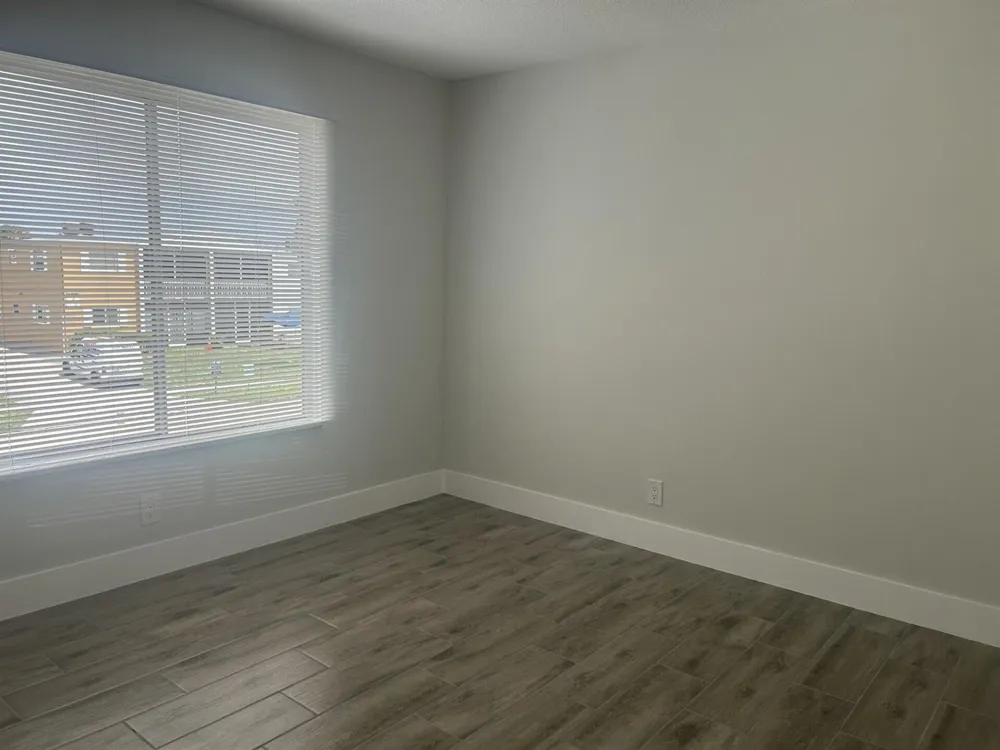 1500 Crescent Circle #B211 Lake Park, FL 33403