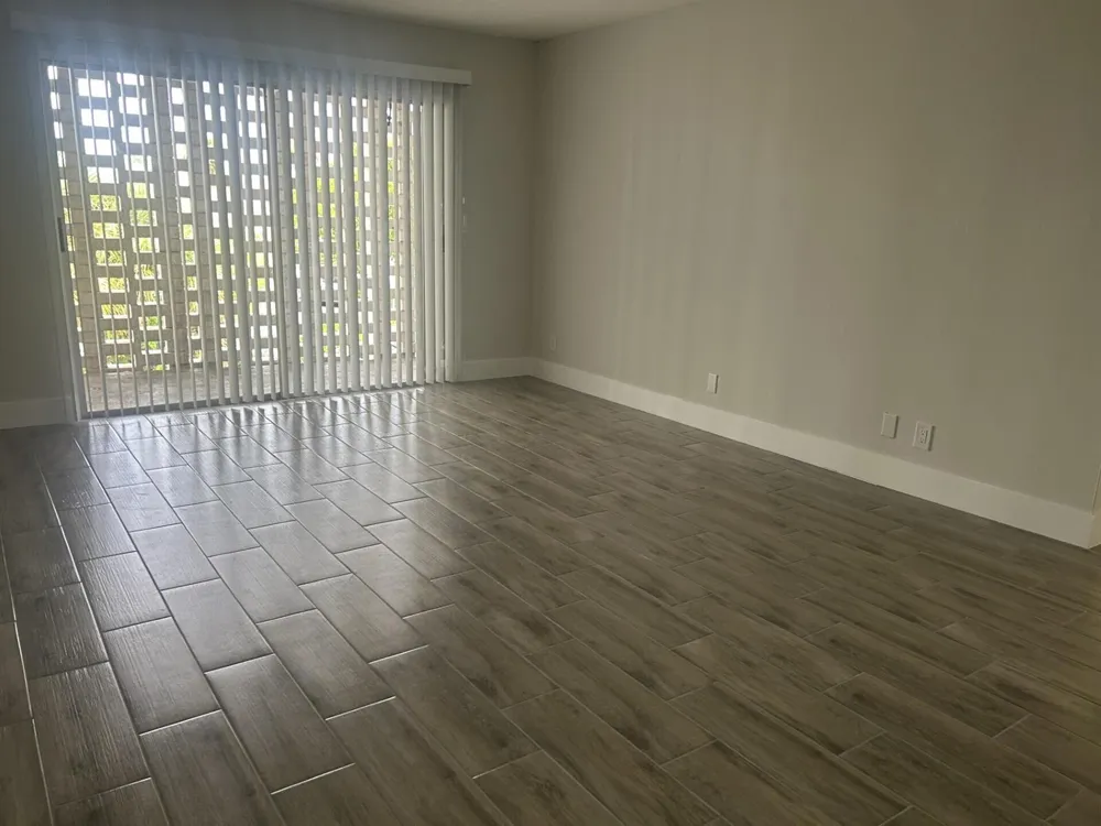 1500 Crescent Circle #B211 Lake Park, FL 33403
