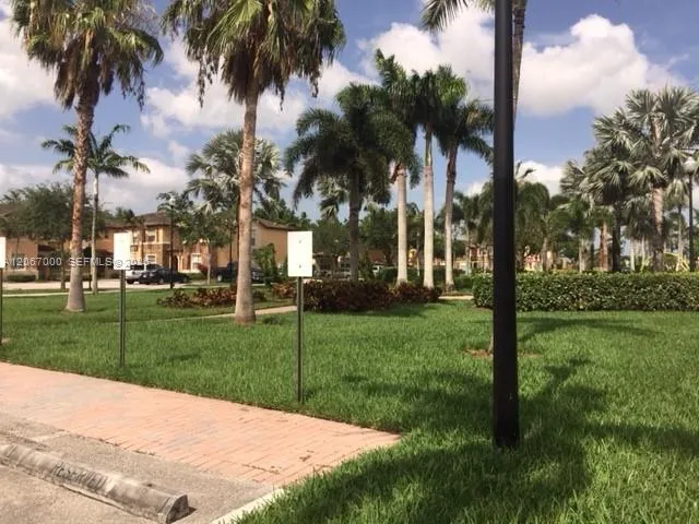 3360 NE 14th Dr #210-30 Homestead, FL 33033
