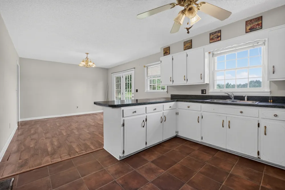 687 Dan Jones Rd McMinnville, TN 37110