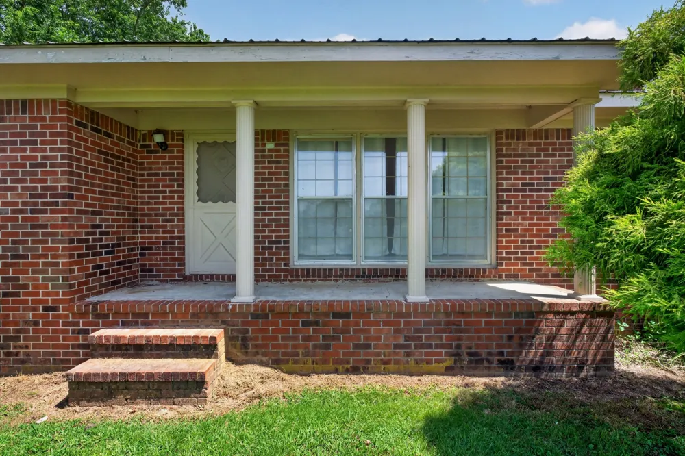 687 Dan Jones Rd McMinnville, TN 37110