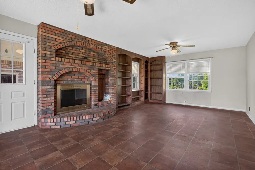 687 Dan Jones Rd McMinnville, TN 37110