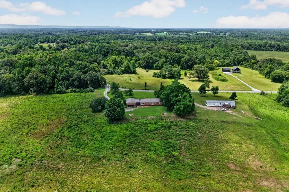 687 Dan Jones Rd McMinnville, TN 37110
