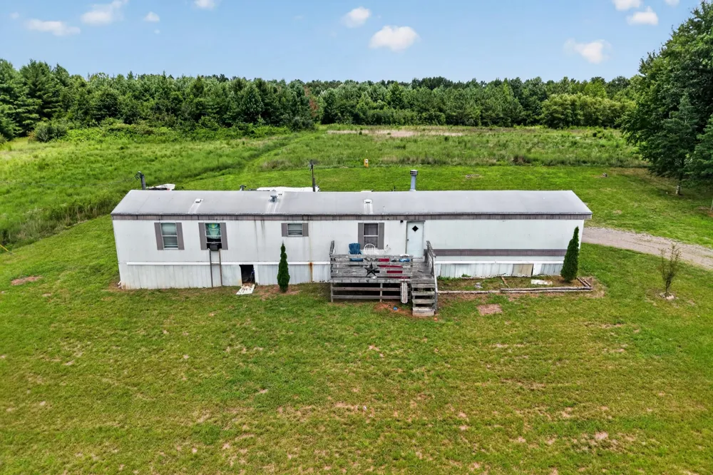 687 Dan Jones Rd McMinnville, TN 37110