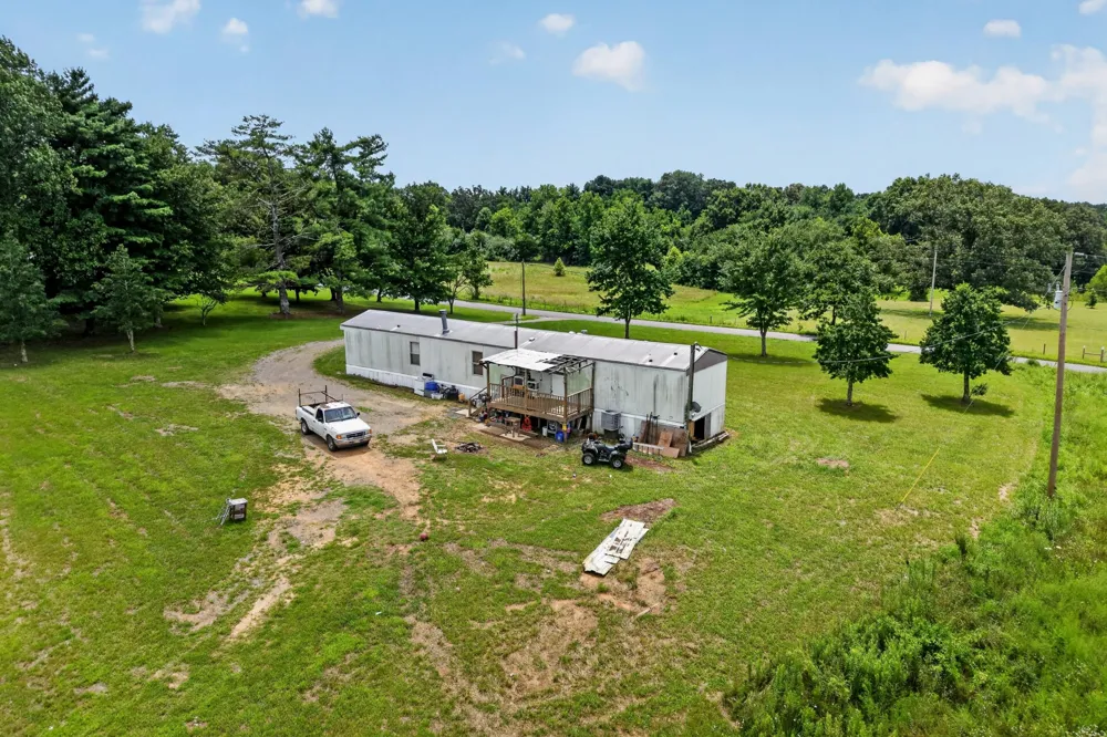 687 Dan Jones Rd McMinnville, TN 37110
