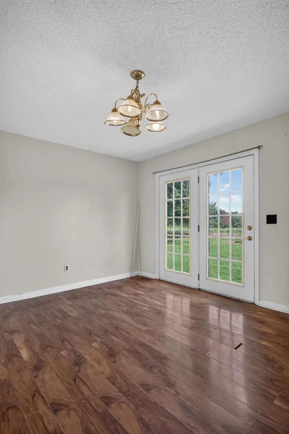 687 Dan Jones Rd McMinnville, TN 37110
