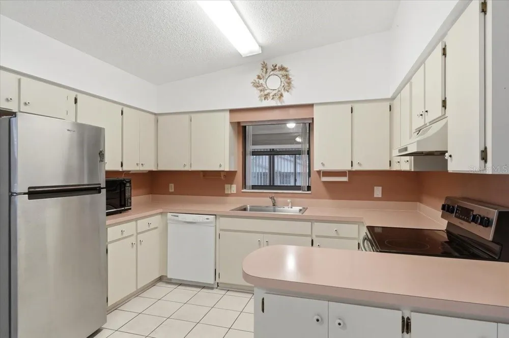 3231 BEAR CREEK LANE Lakeland, FL 33810