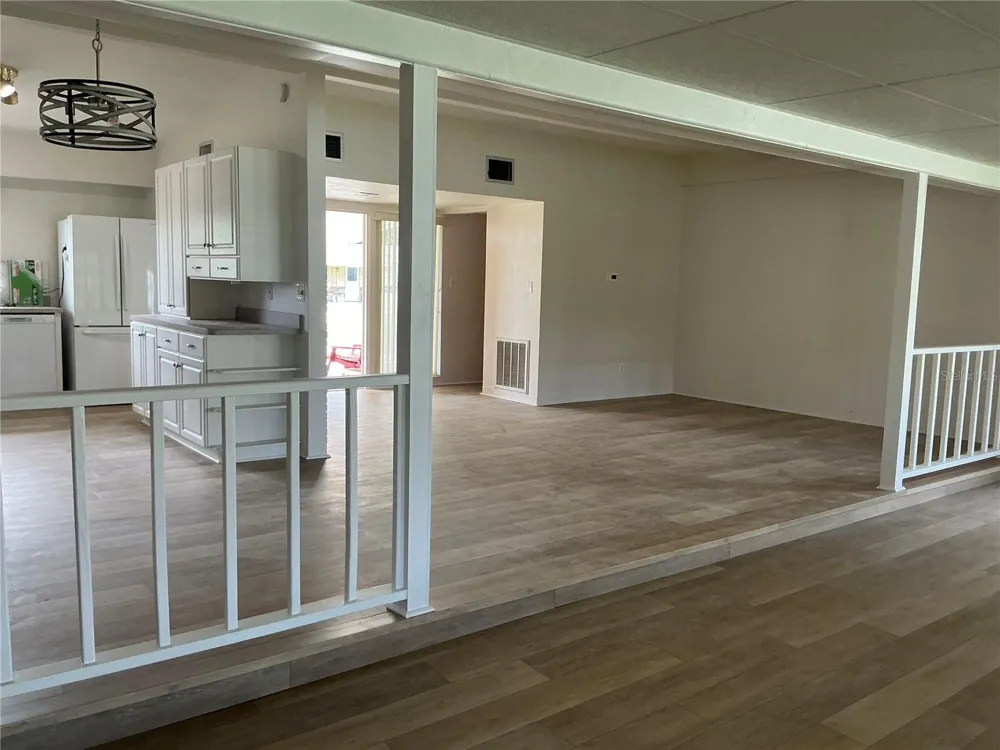 7360 111TH STREET Seminole, FL 33772