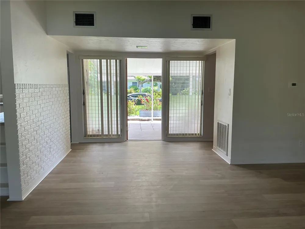 7360 111TH STREET Seminole, FL 33772