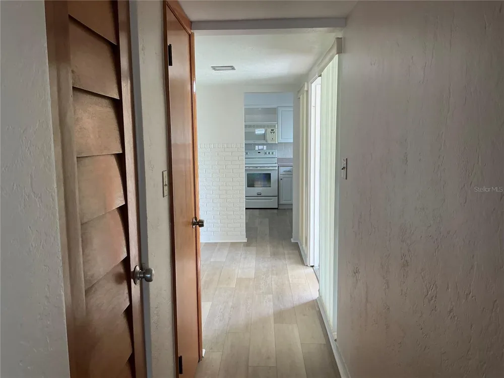 7360 111TH STREET Seminole, FL 33772