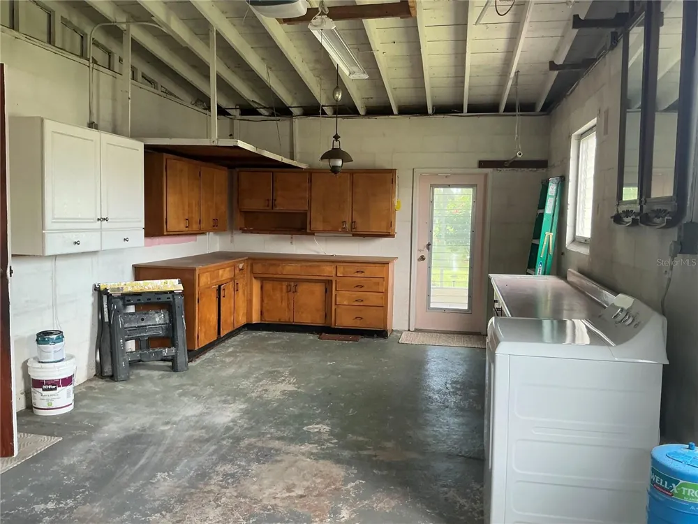 7360 111TH STREET Seminole, FL 33772