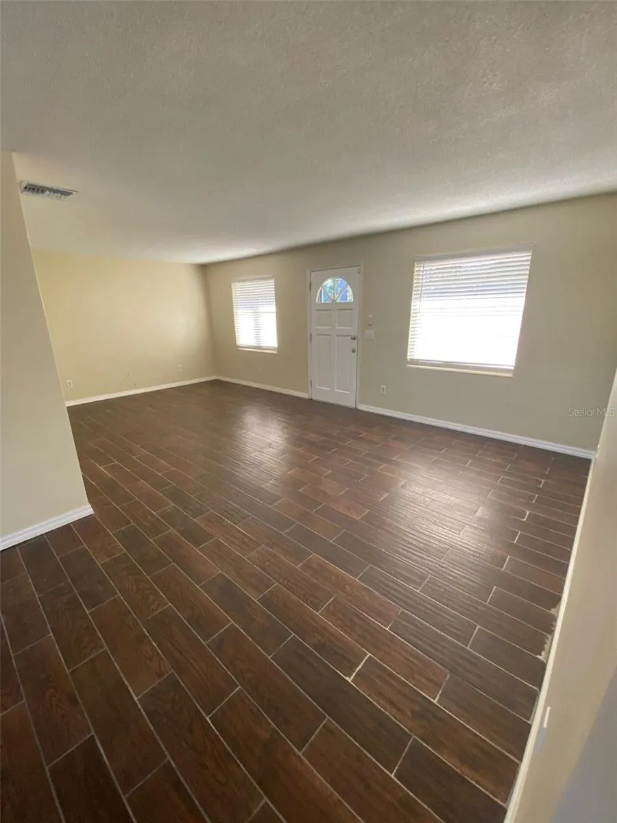 803 HASELTON STREET Eustis, FL 32726