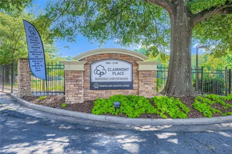 1800 Clairmont Lake #A325