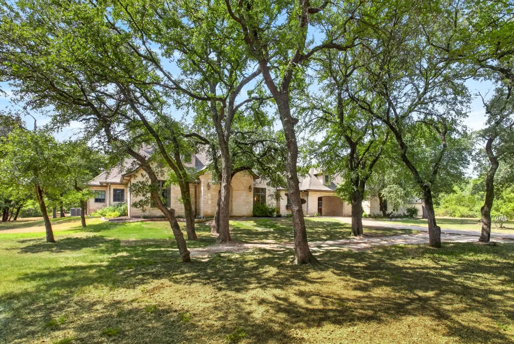 4404 Aledo Oaks Court Fort Worth, TX 76126