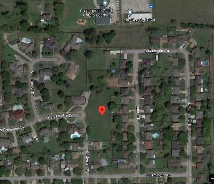 17 Harvest Glen Drive Angleton, TX 77515