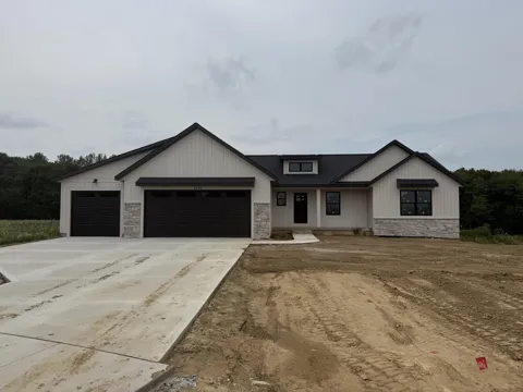 3266 Stonehill Court